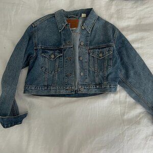 Levis Cropped Denim Jacket